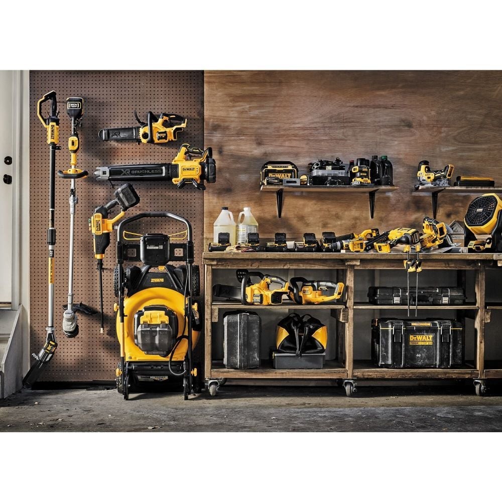 DEWALT 20V MAX 8in Pole Saw (Bare Tool)- DCPS620B