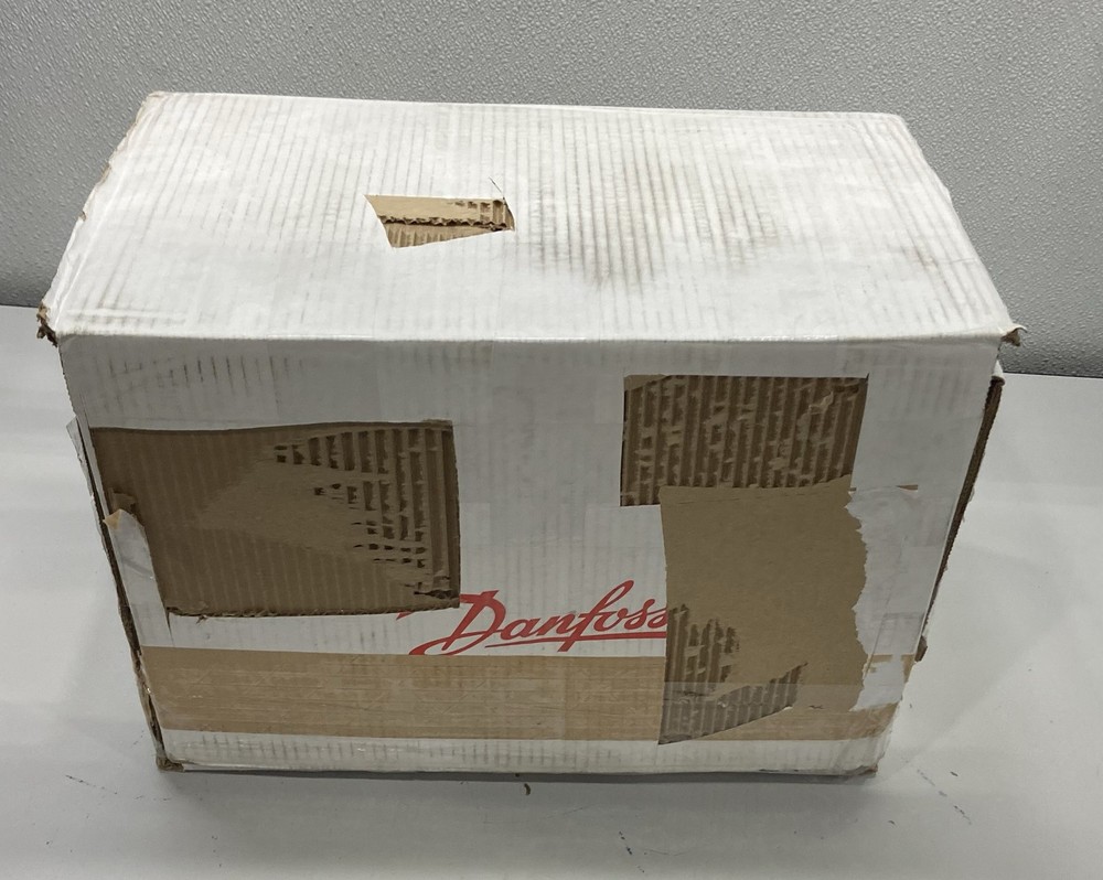 Danfoss 4.88 CID(80CC)420 Code B Open Circuit Piston Pump 421AK01939C