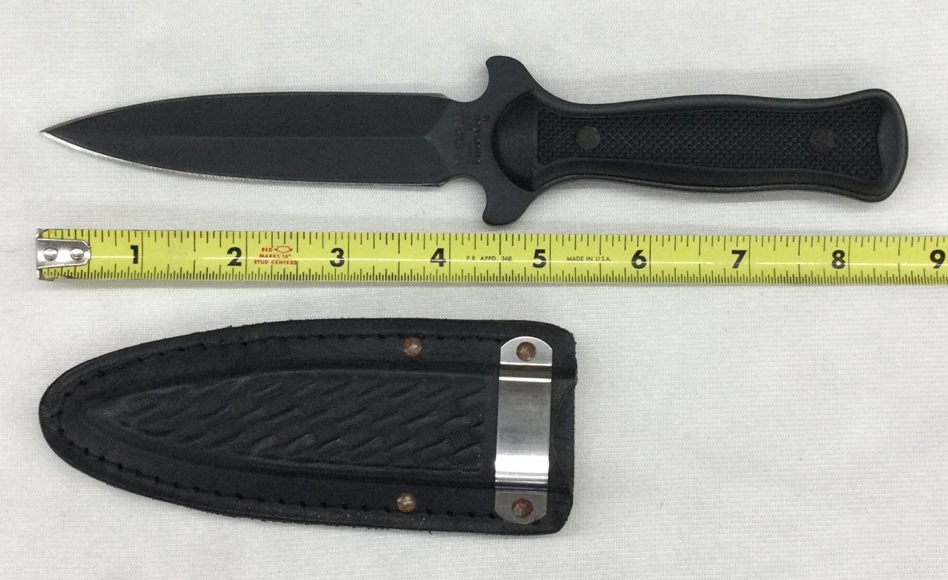 Western Cutlery 777 boot knife with sheath, double-edge, used