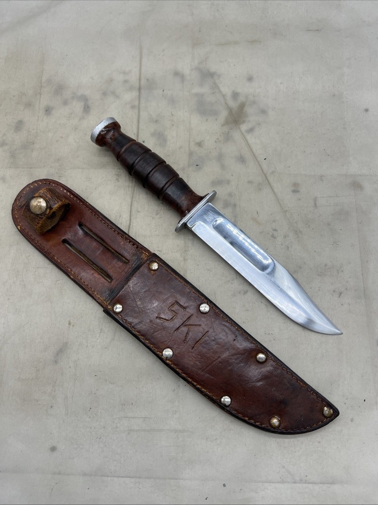 WW2 US Kabar Commando Fighting Knife With Leather Sheath (FF607