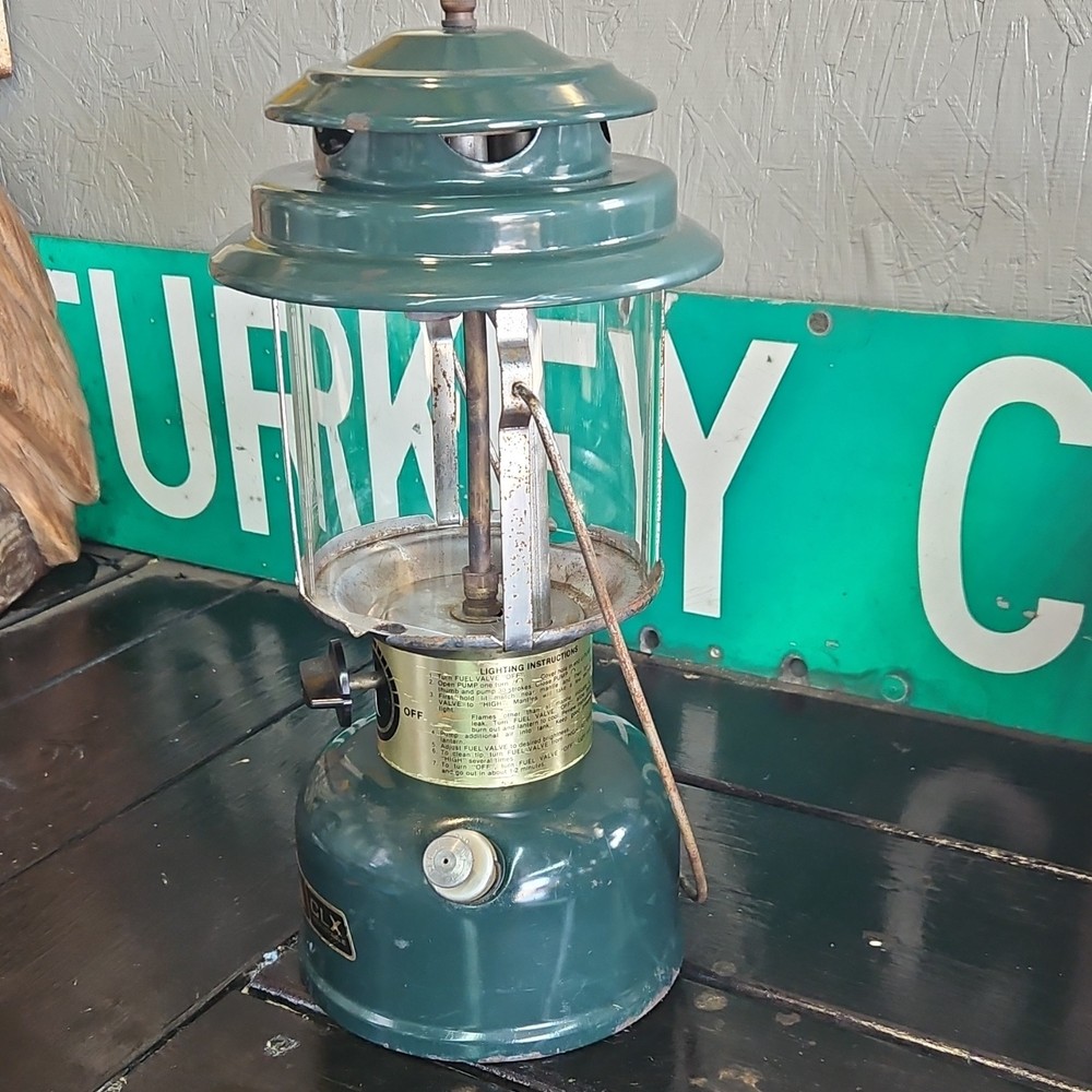 Coleman CLX Lantern Model 290