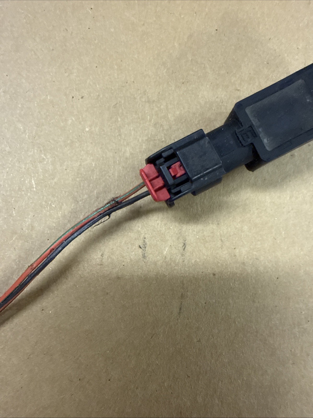 GM 17-25 OEM Buick Chevrolet GMC Front End Discriminating Sensor 13514077