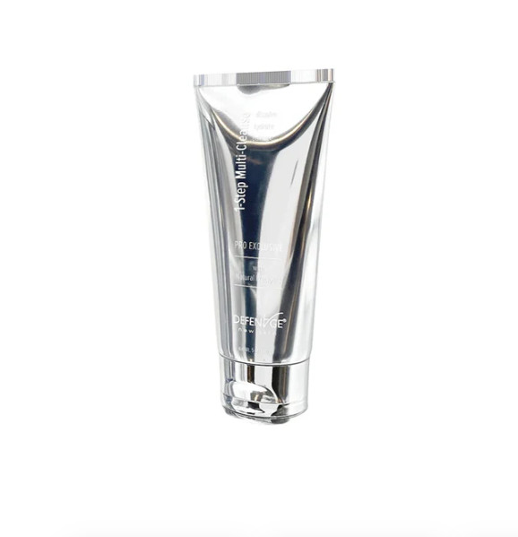 DEFENAGE PRO EXCLUSIVE 1-Step Multi-Cleanse 5 oz exp 06/28