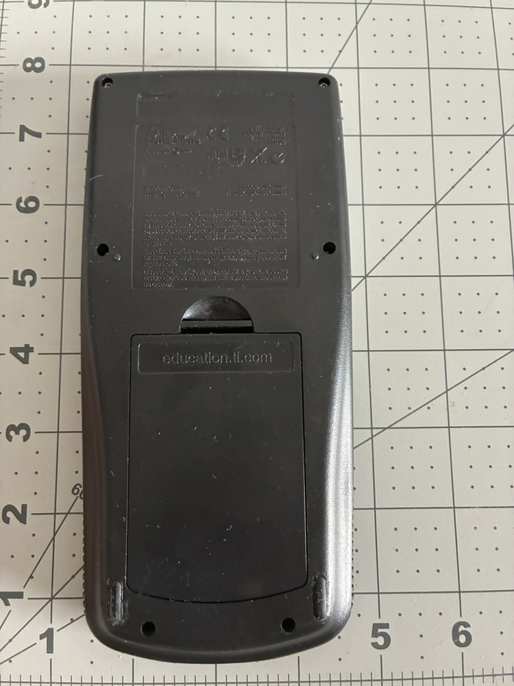 Texas Instruments TI-83 Plus Graphing Calculator -Black Tested & Working