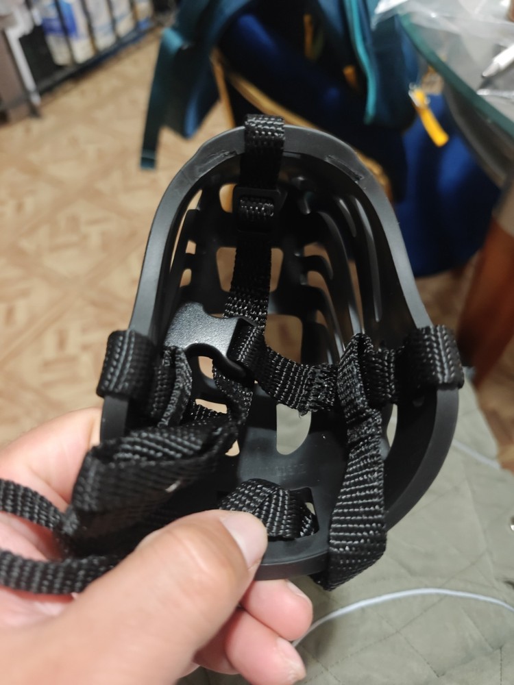 Dog Muzzle For A Lrg Dog