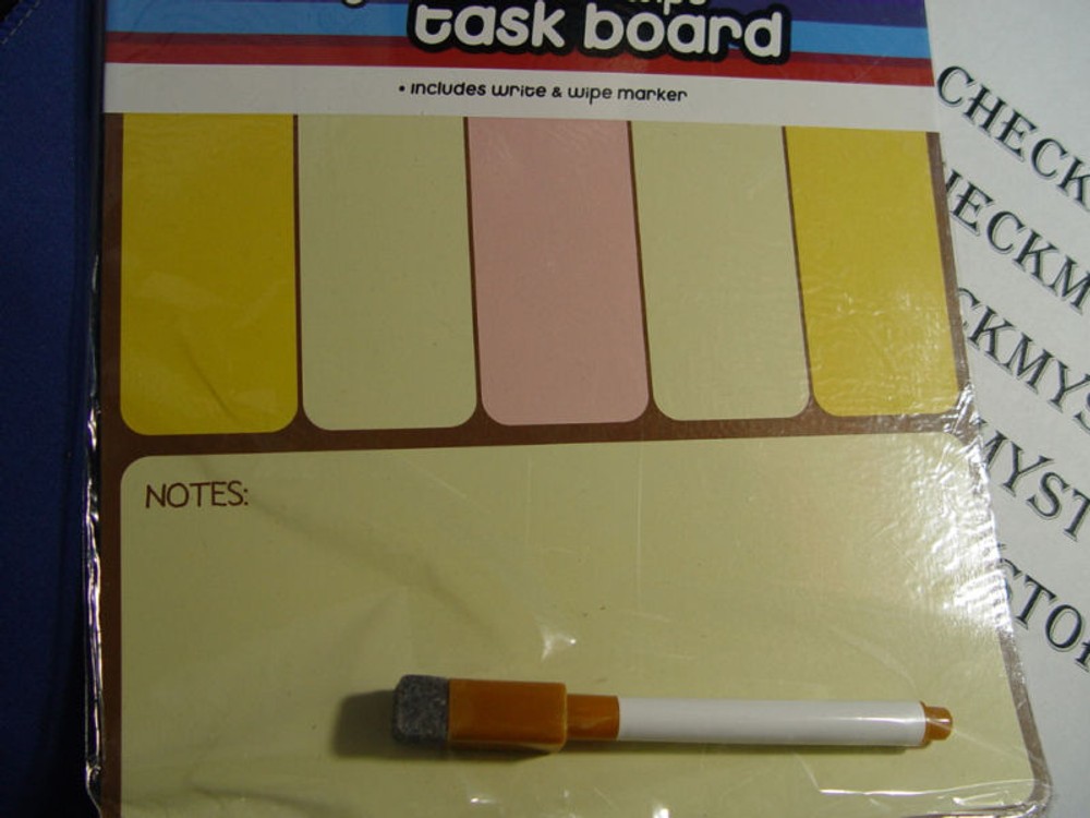 LOCKER MATE 8"x 11" Magnetic write&wipe TASK Board