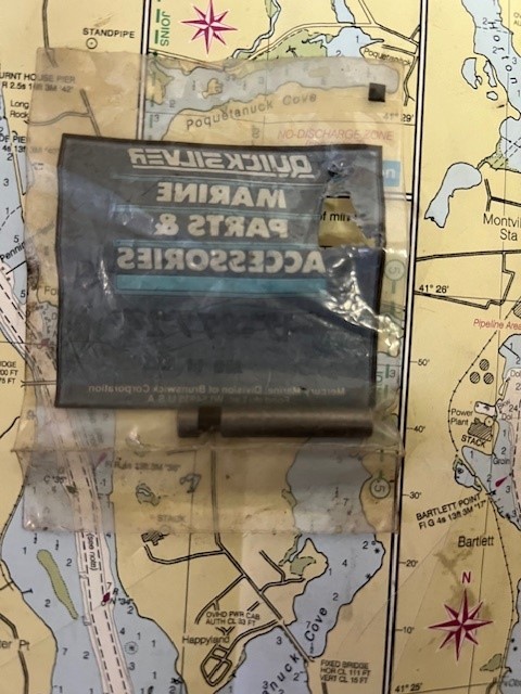 Quicksilver #17-87724 Pin-Lock.