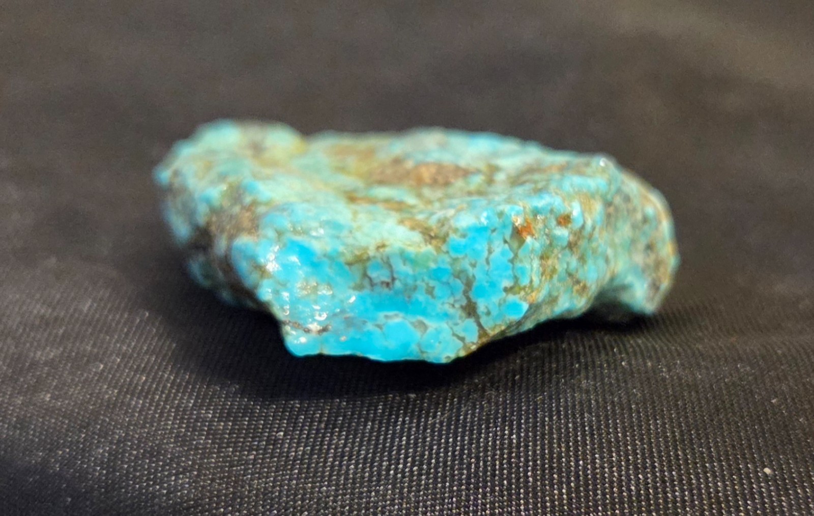 HIGH QUALITY   TURQUOISE KINGMAN  ROUGH 49 GMS