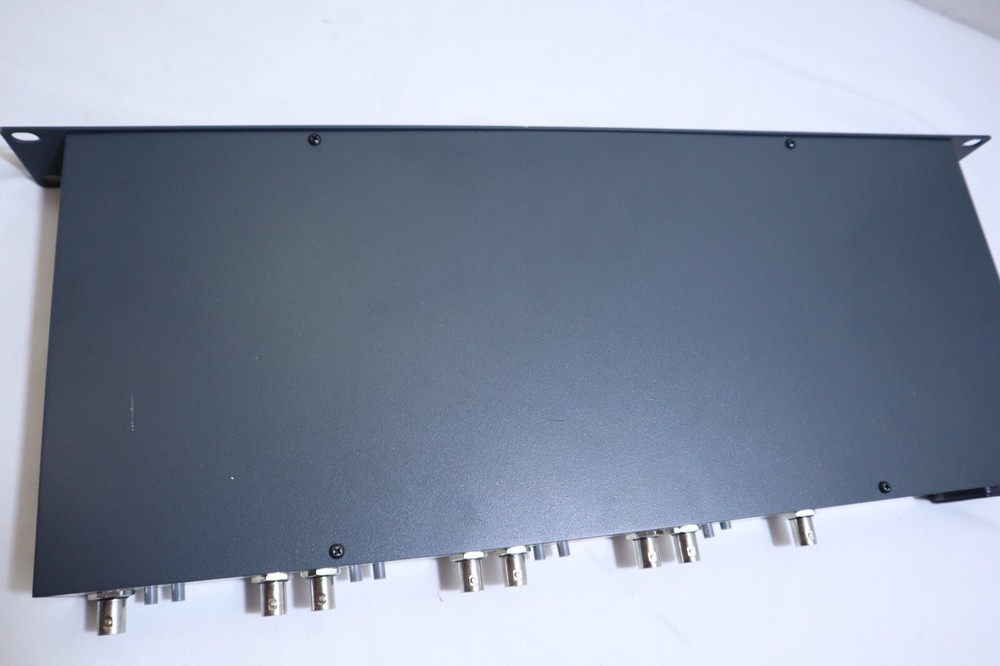 KRAMER QUAD CHANNEL VIDEO ISOLATOR W/WIRED MODEL#OC-4