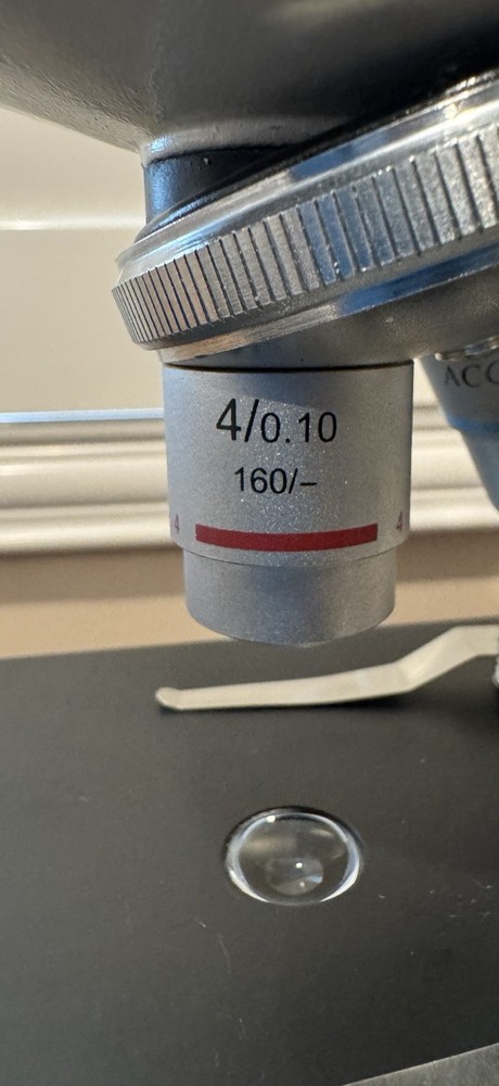 Accu Scope 3088-F Microscope