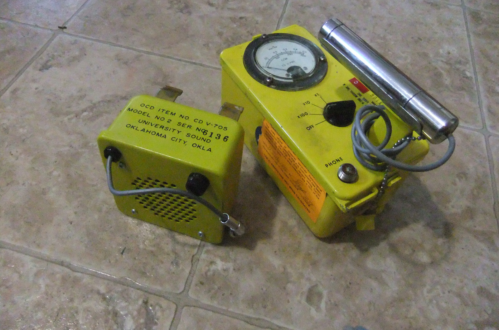 Blemished!! CDV-705 Loud Speaker and Extras!! For CDV-700 Geiger Counters!!