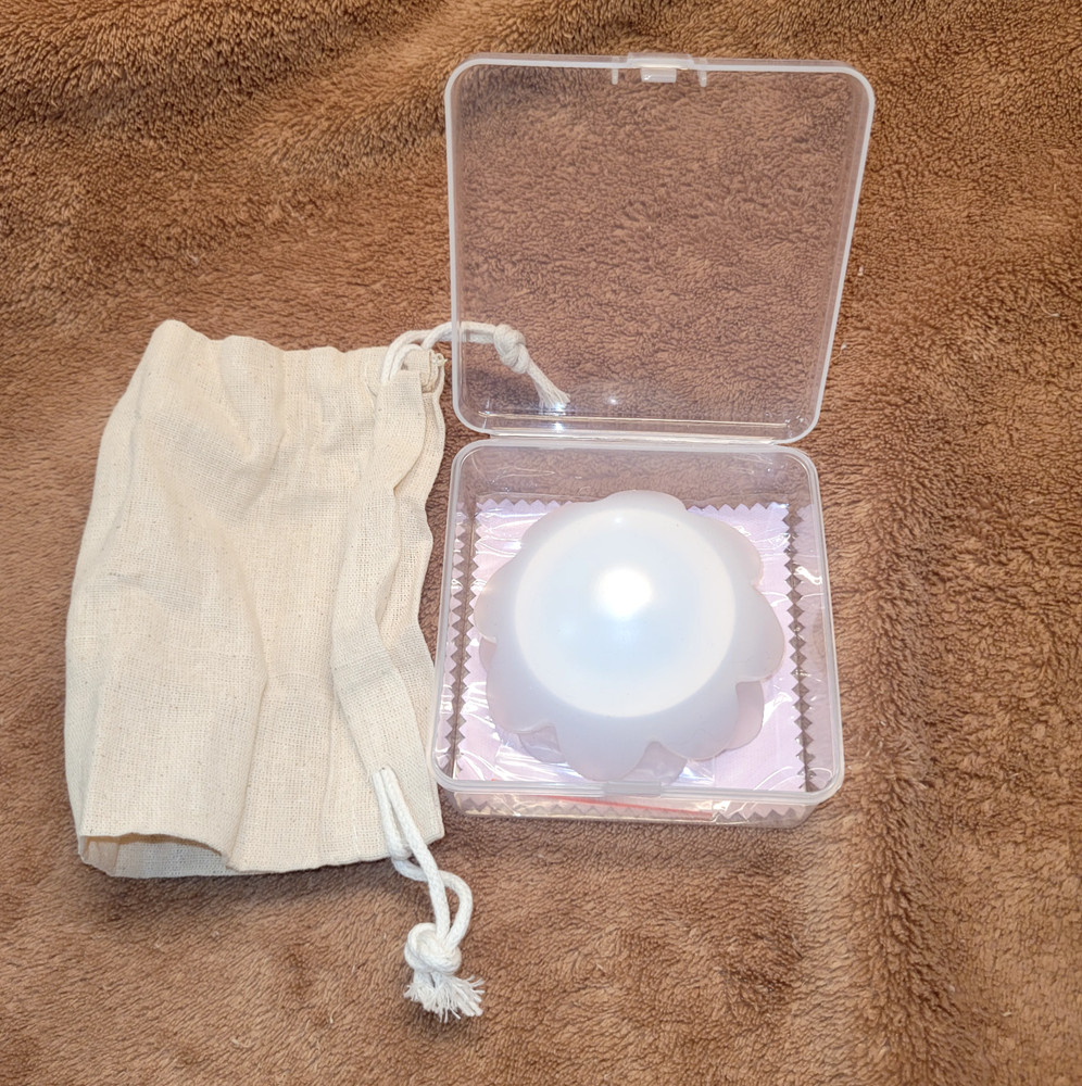 Silver Nursing Cups for Breastfeeding Relief