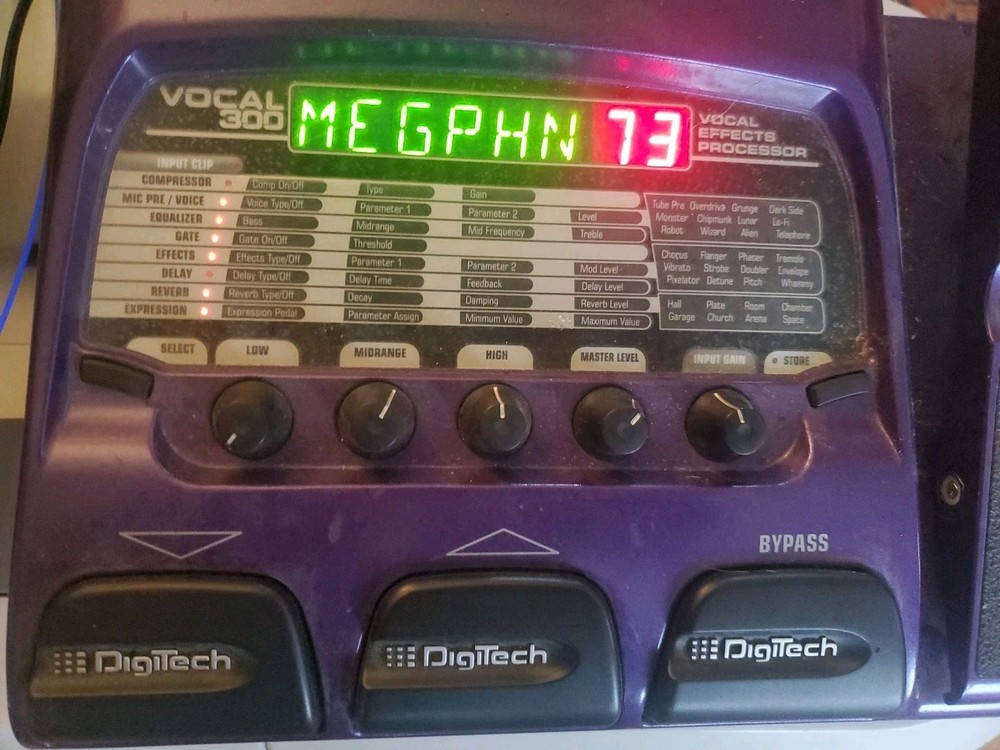 Digitech Vocal 300￼ effects pedal￼