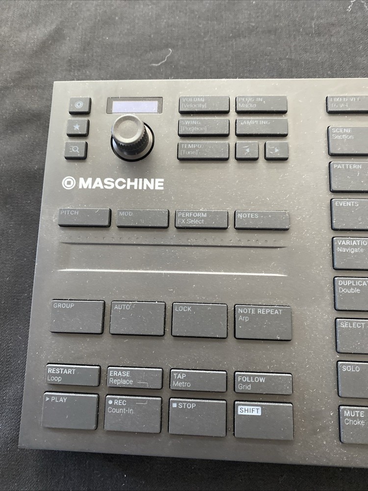 Native Instruments MASCHINE MIKRO MK3 Drum Controller USED