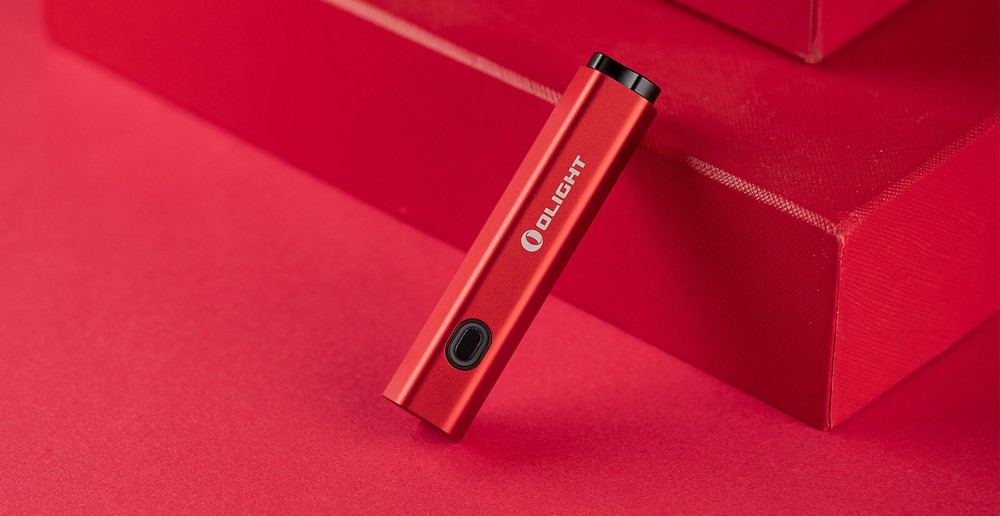 Olight Diffuse Red 700 Lumens EDC Pocket Flashlight, 6 Lighting Modes