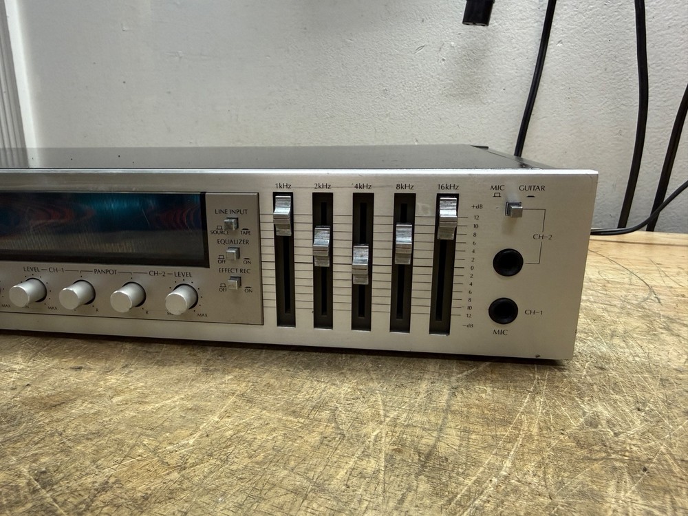SANSUI RG-7 Stereo Graphic Equalizer