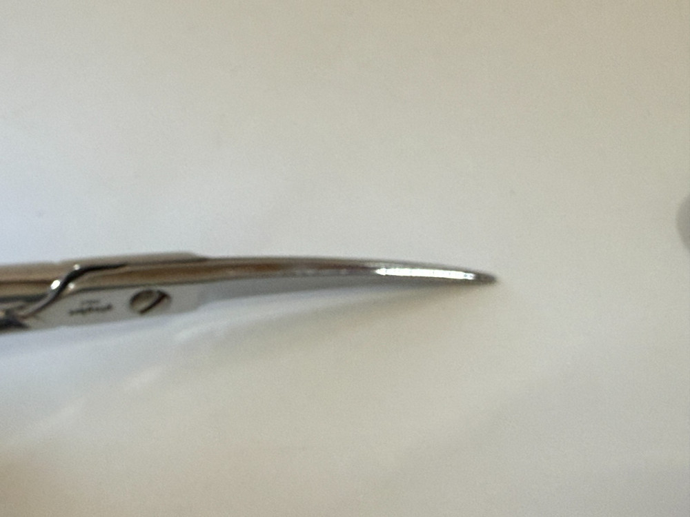 Gingher italy 4" Curved Scissors with sheath Excellent sharp