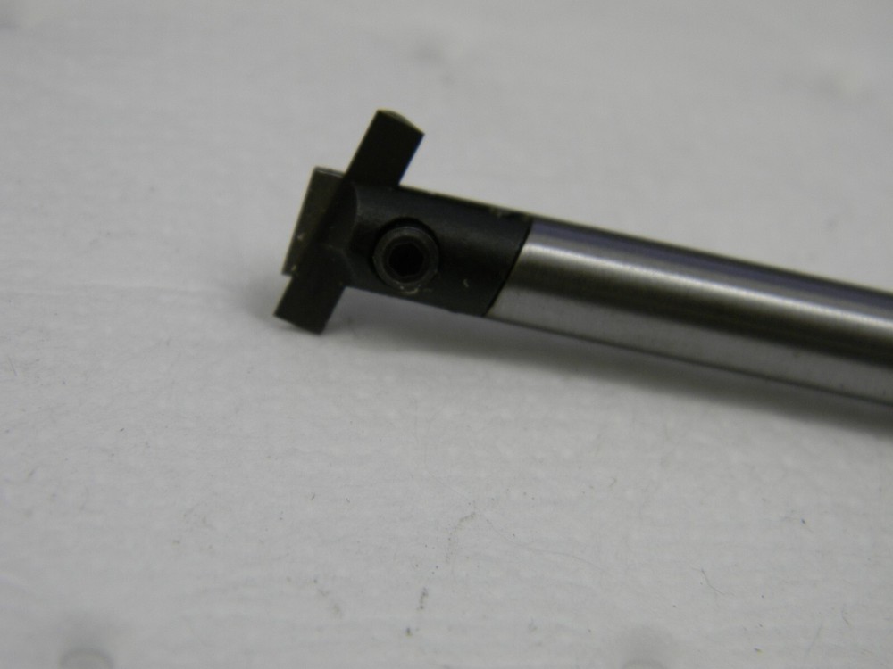 EVEREDE TOOL Tool Bit Holder and Sleeve 07000
