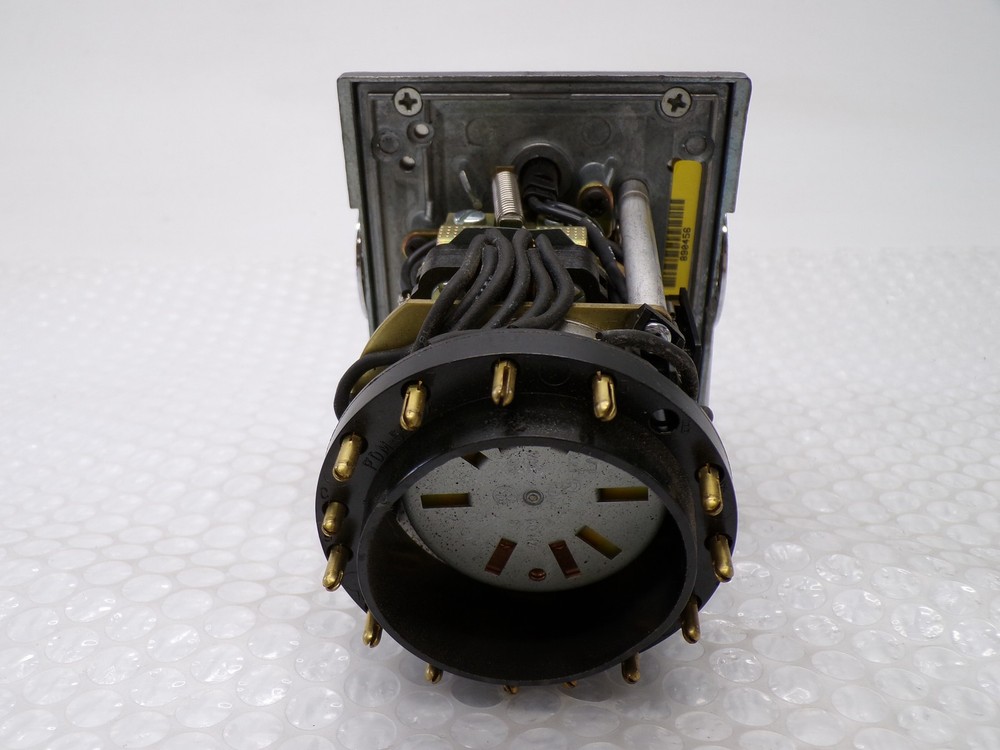 EAGLE SIGNAL CONTROLS HP53A6 TIMER 0-5MIN UNMP