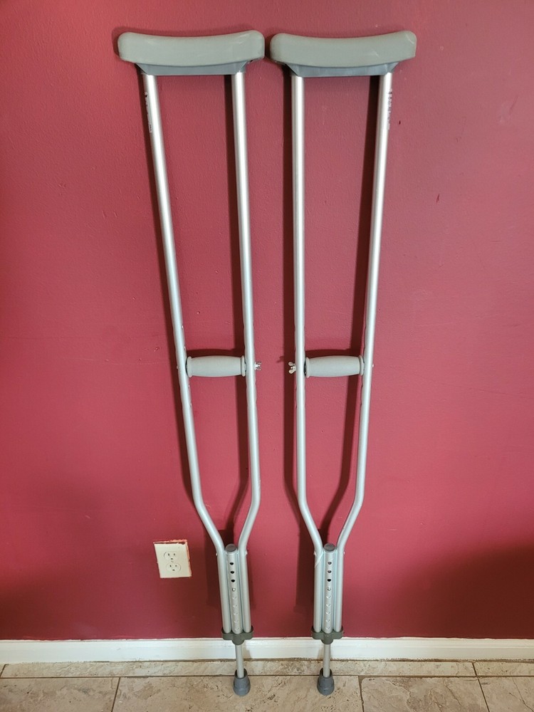 Guardian Universal Crutches