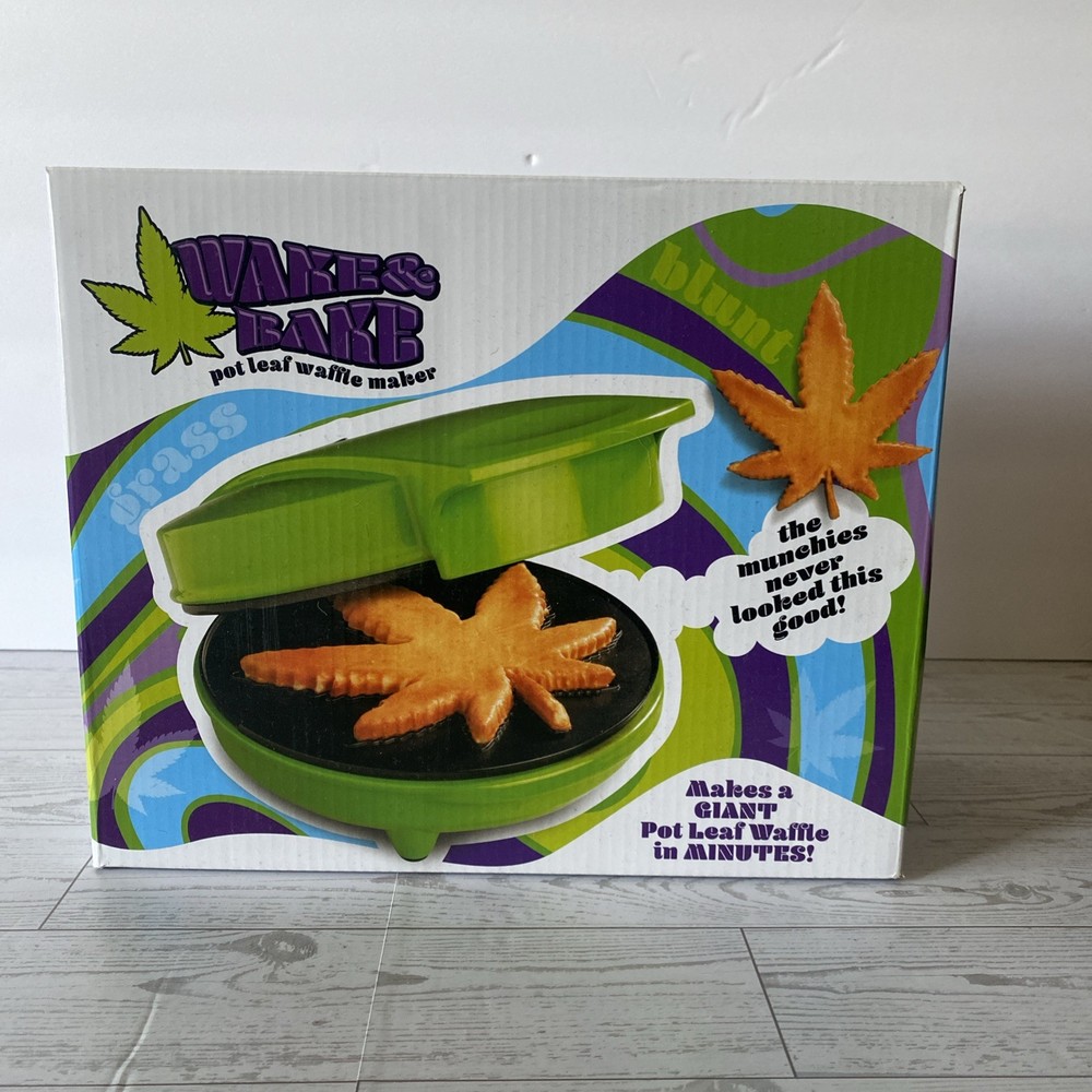 Wake and bake Waffle Maker Brand New