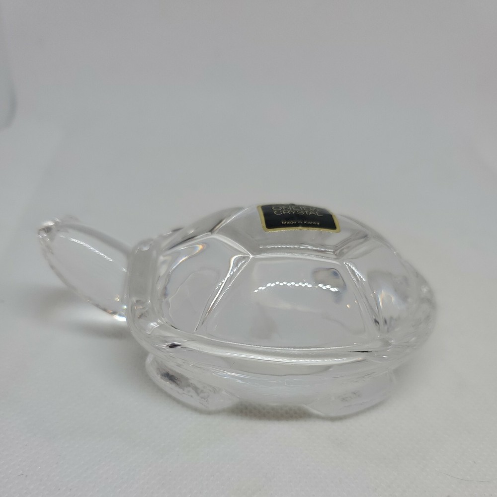 Oneida Crystal Clear Turtle, 3 1/2" long.