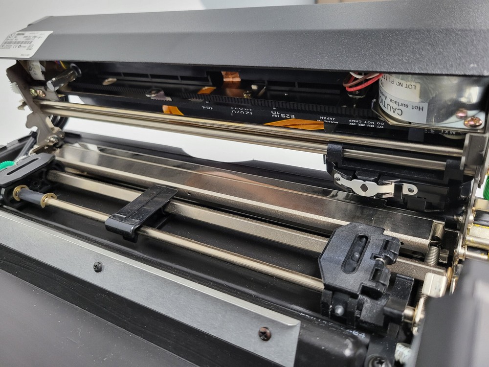 Datamax O'Neil MF8i-270 Portable Dot Matrix Printer Parts (Powers On)