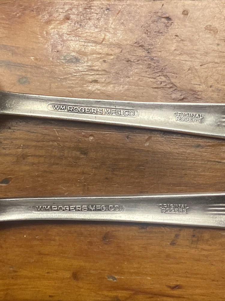 Set 2 Wm Rogers Mfg Original ALLURE Pattern Silverplate Serving Fork Flatware