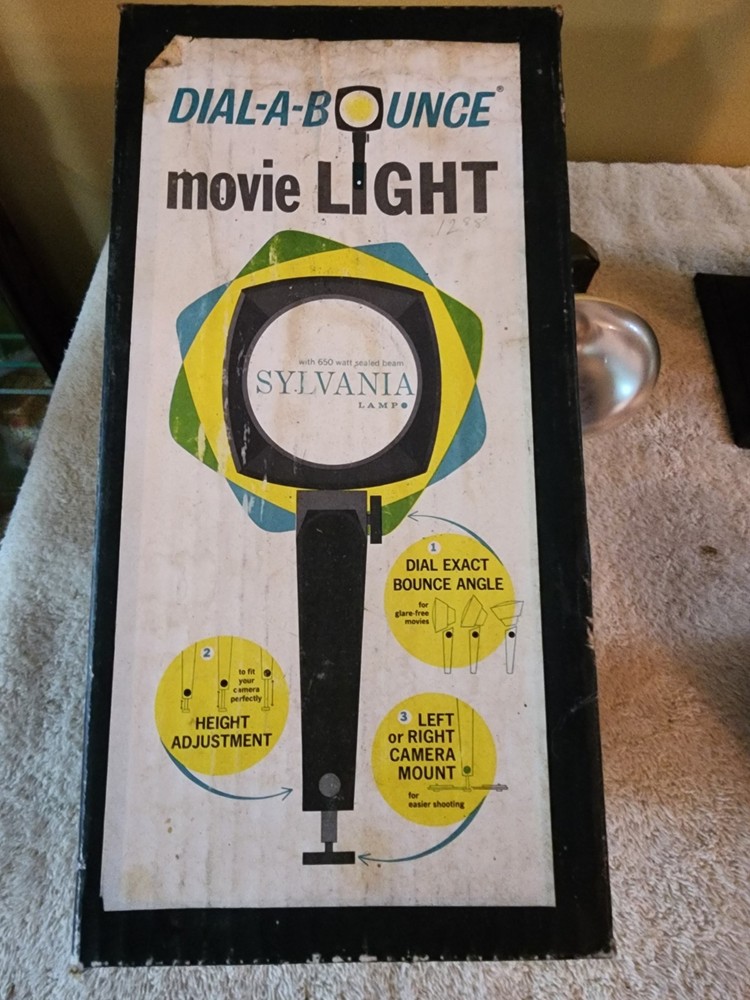 Kodascope Eight Model 50 Plus Camera Lights