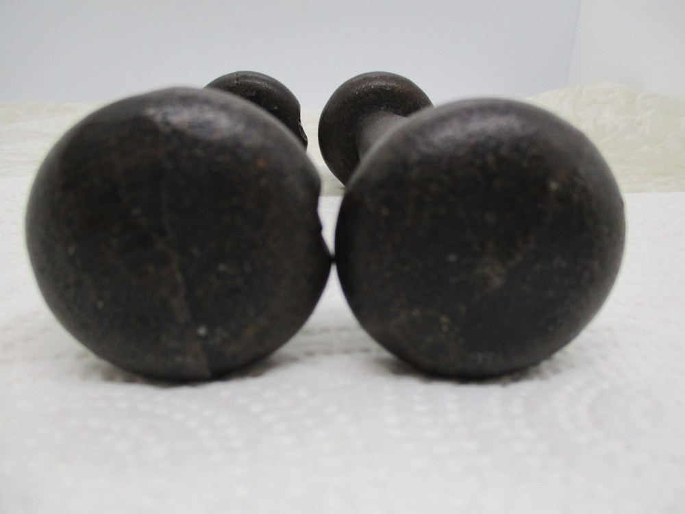 Two Vintage One-Pound Cast-Iron Hand Weights/Dumbbells
