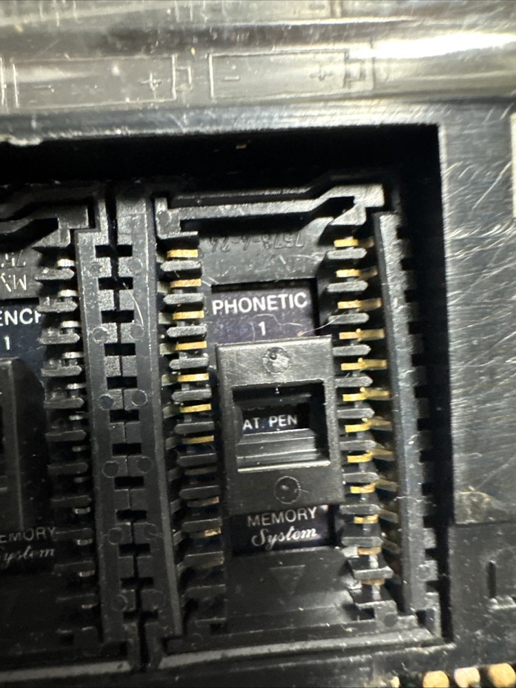 Craig M100 Translator Language Learning 1979 Tested - Powers On