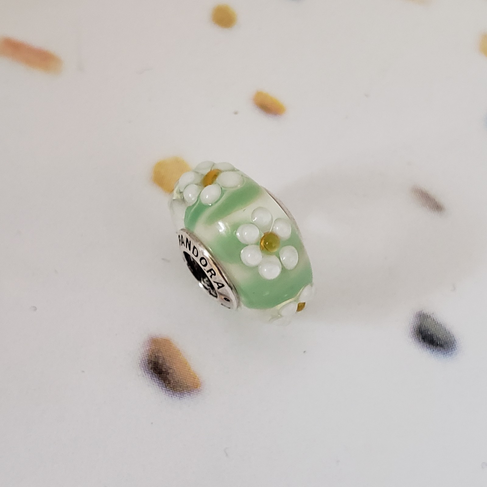 Pandora Green Daisy Flower Murano Charm