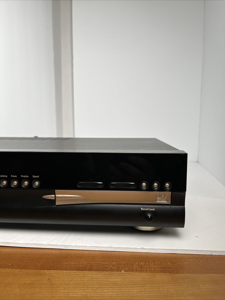 HARMON KARDON CDR 2 Dual CD Player Disc Error. Powers On, Disc tray Doesnt Open