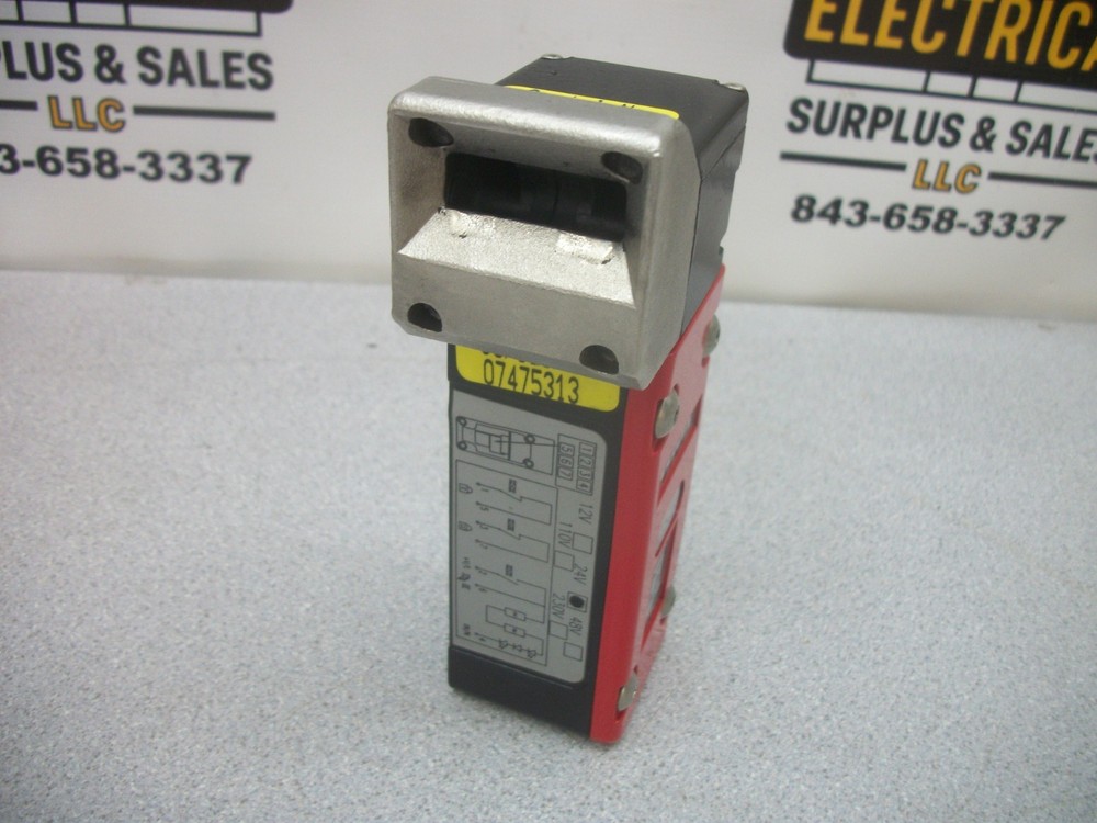 FORTRESS INTERLOCK STOP INTERLOCK 24VDC 110VAC