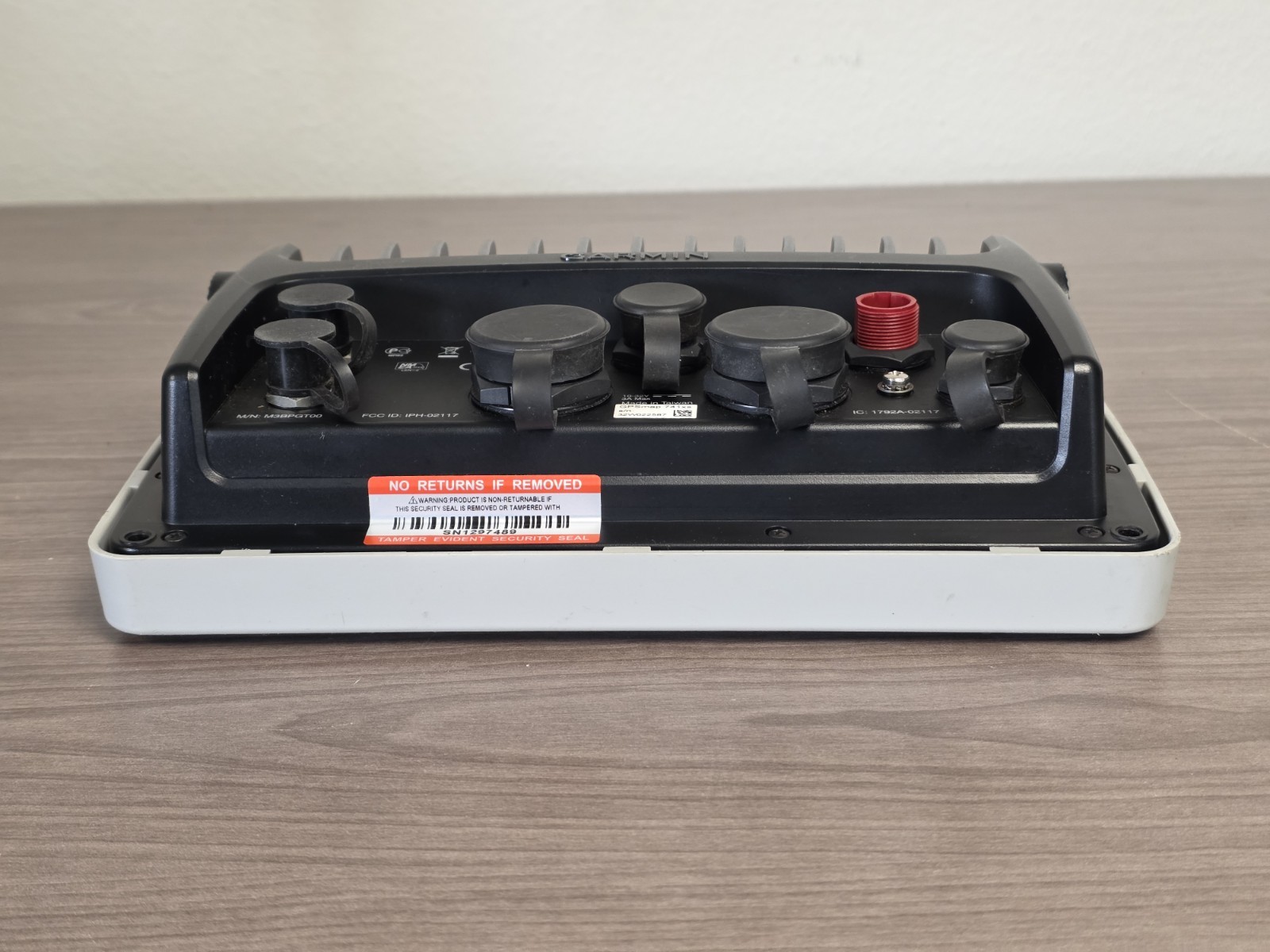 Garmin GPSmap 741XS GPS Chartplotter Multifunction Display W/ Cover & Cable