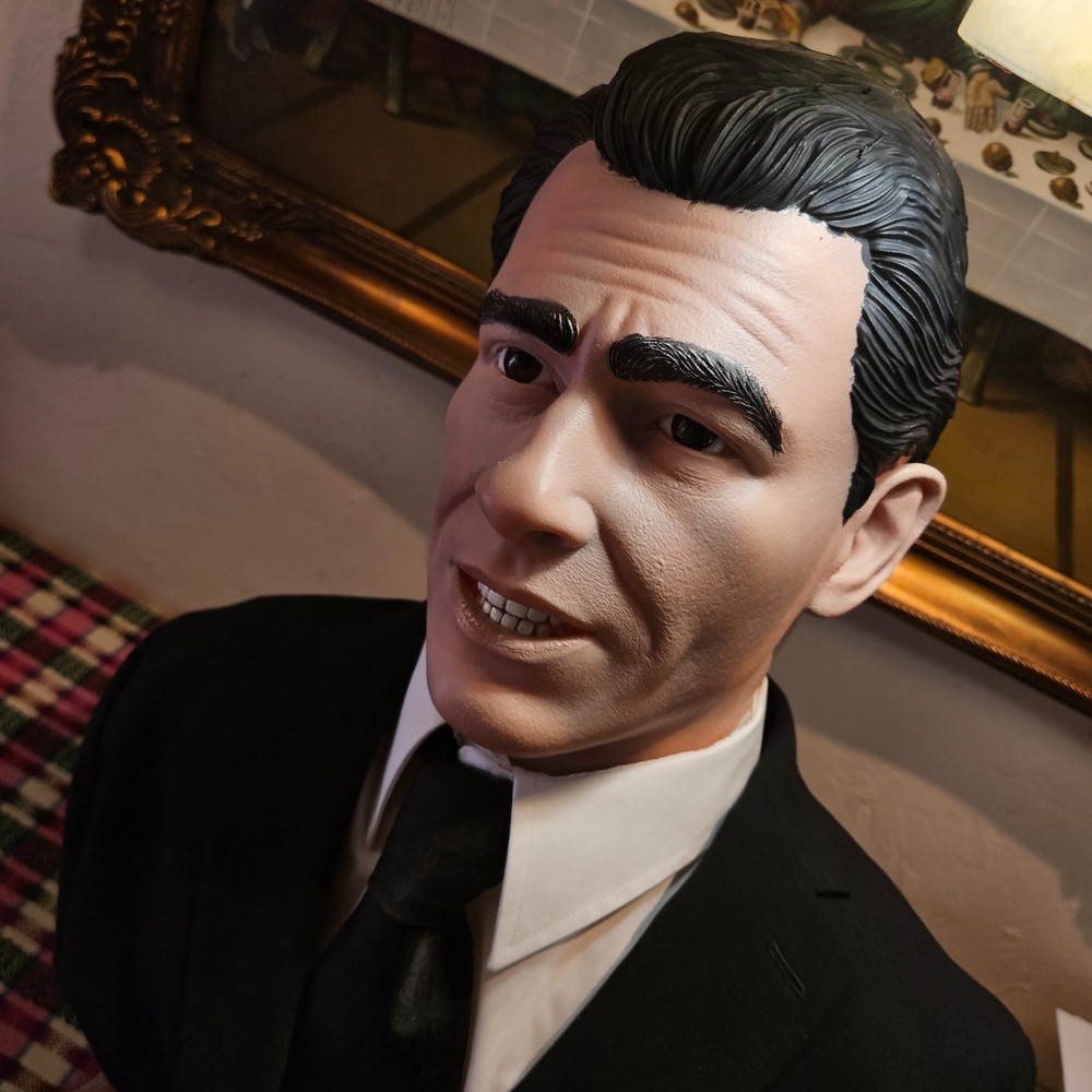 Twighlight zone Rod Serling bust horror sci fi
