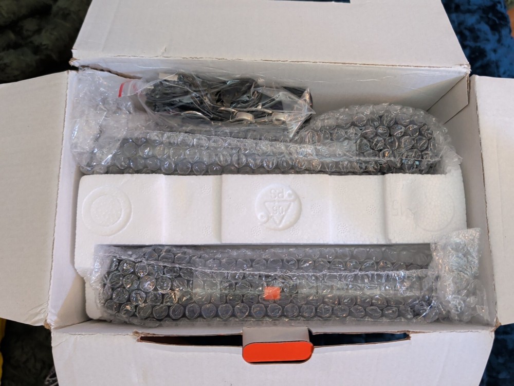 Karaoke Machine, Portable Bluetooth Speaker with 2 Wireless Microphones