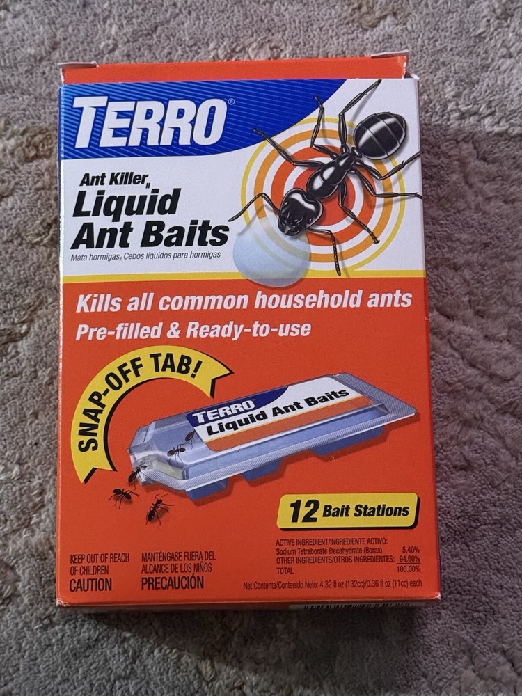 TERRO 12 Bait Stations Ready-to-Use Liquid Ant Bait Killer