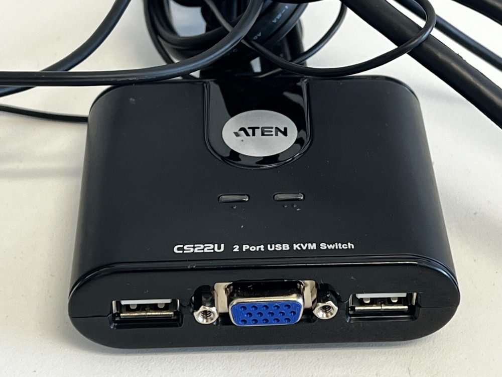 PP8: IOGEAR KVM Switch CS22U