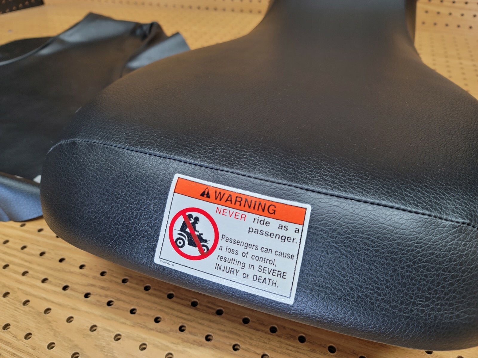 YAMAHA BIG BEAR400 YAMAHA BIG BEAR 400 SEAT COVER 2000 TO 2006 (BLACK) [Y*-180]