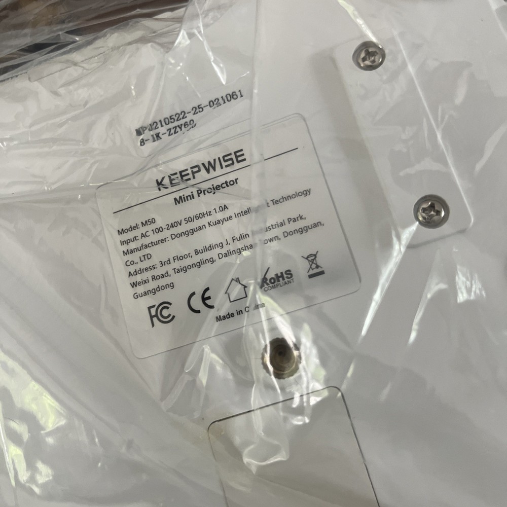 NEW Keepwise LCD Mini Projector M50 With Remote Bundle