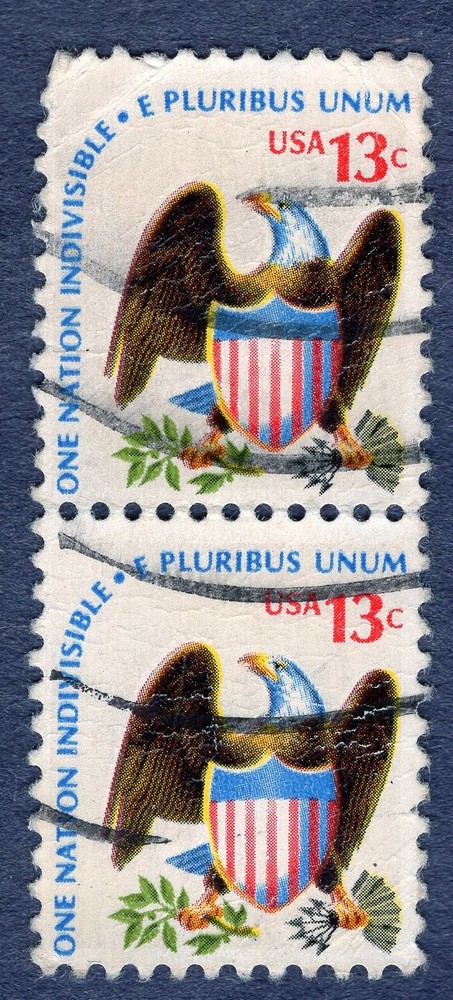 1975 Stamp #1596 Vert. Pair Eagle and Shield Used