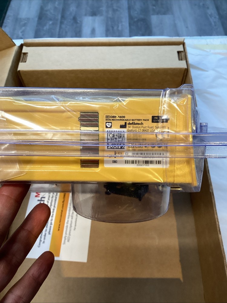 Defibtech Lifeline Auto Brand New
