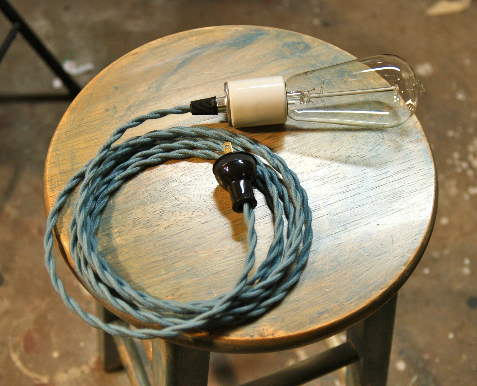 Strain Relief Piece, Threaded Cord Grip Great w Cloth Wire, Pendant Light Socket