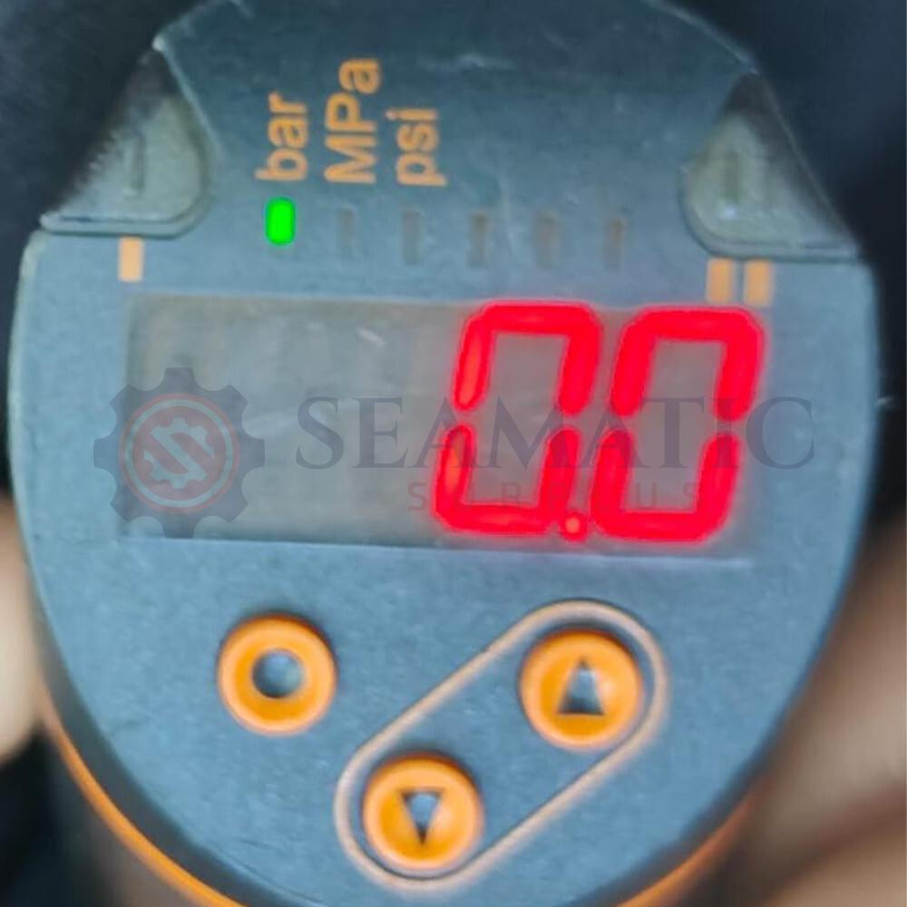 Surplus New IFM PN3593- Pressure sensor with display , V#294