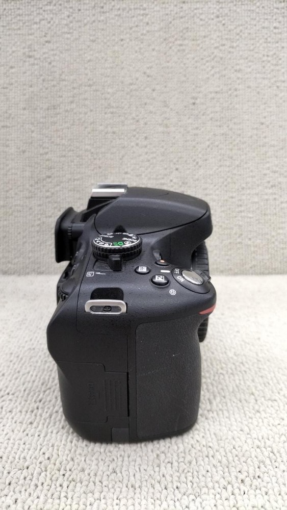 NIKON D5100 238451
