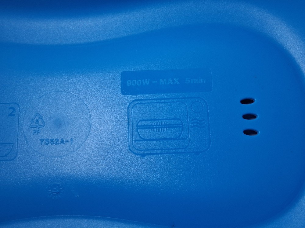 Tupperware Breakfast Maker Blue #7352a1 Microwaveable Omelette Egg Cooker