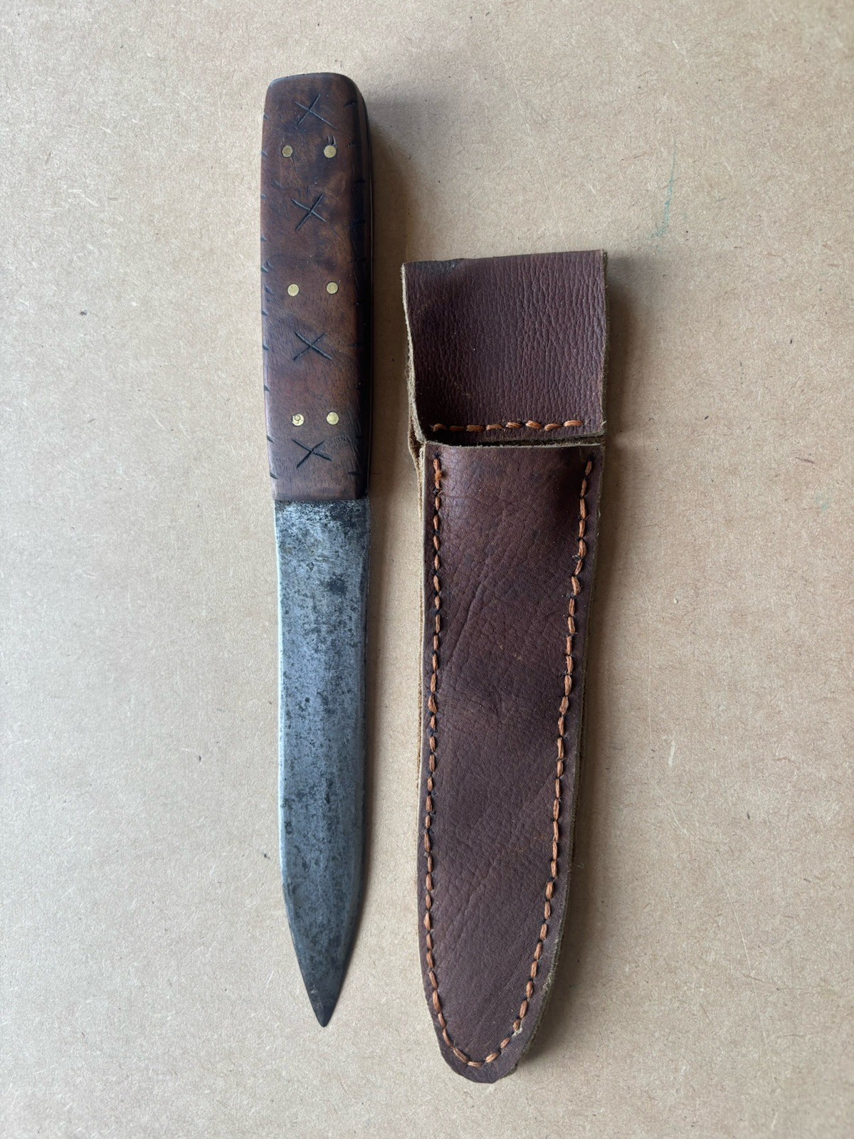 Vintage Custom Made  Fixed Blade Knife. Unmarked.