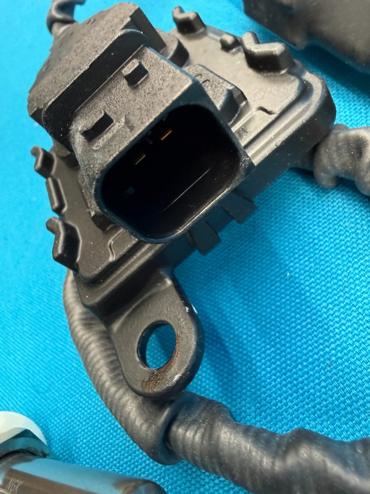 Genuine OEM Cummins 4326872 NOx Nitrogen Oxide Sensor
