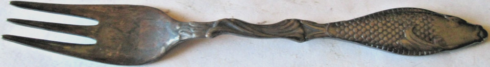 VINTAGE SILVERPLATE SWEDEN PRIMA NS ALP. 4.5" FISH PATTERN RELISH FORK, USED